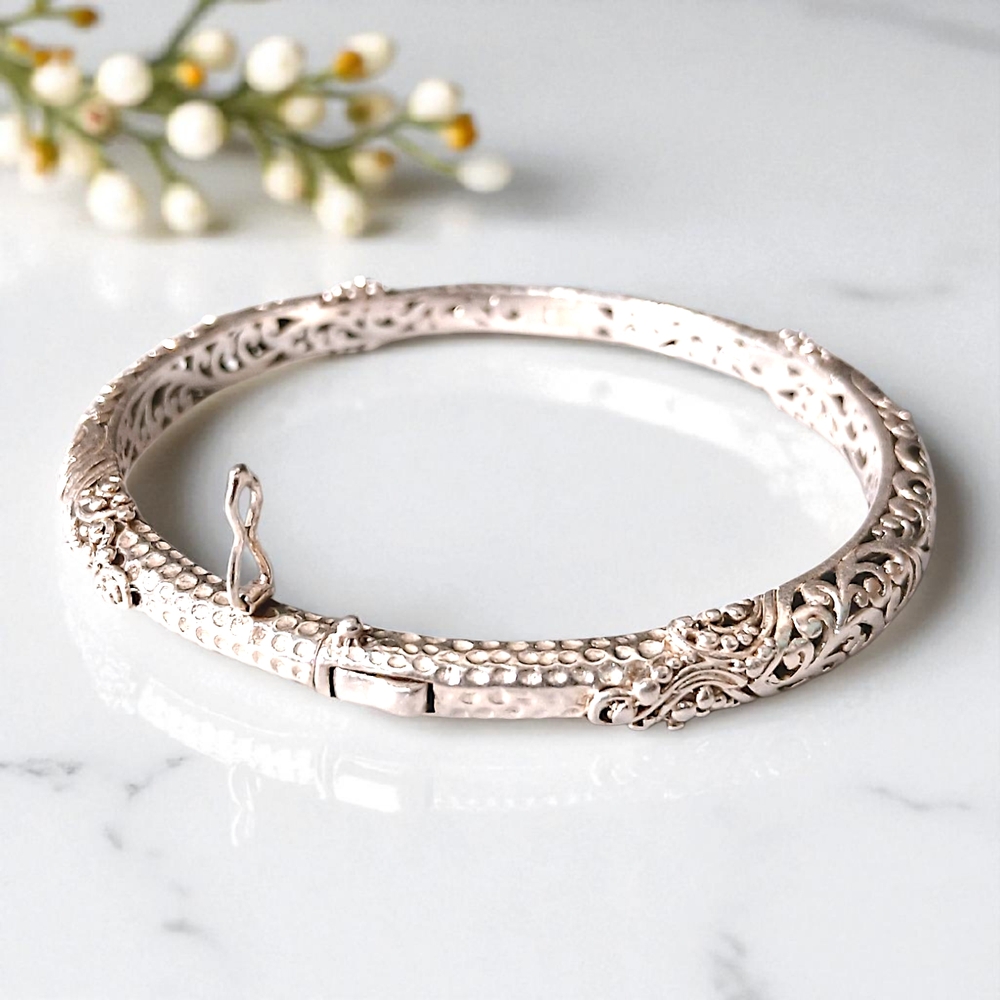 Elegant Silver Bangle Bracelet